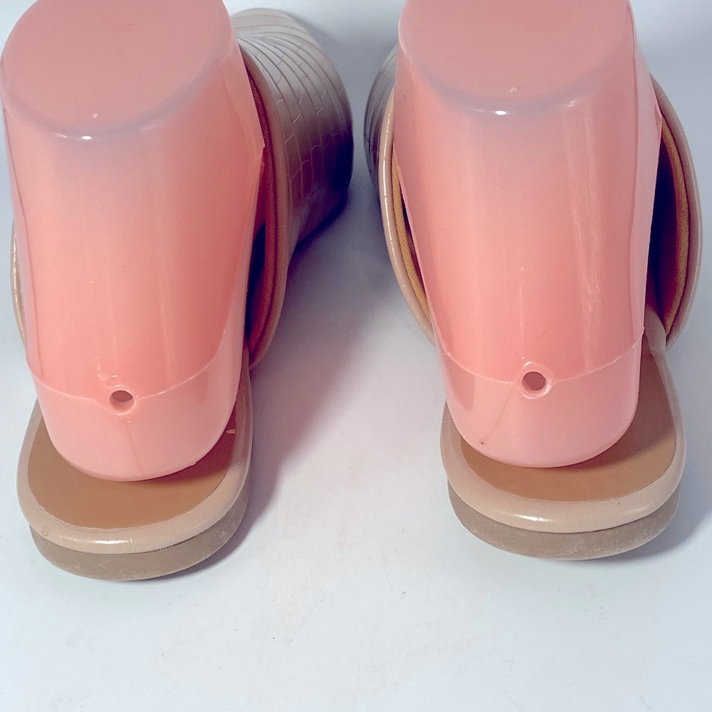Women’s Lt. Taupe Crocco PU Summer Mules Sz 8.5 NWT - Picture 4 of 6